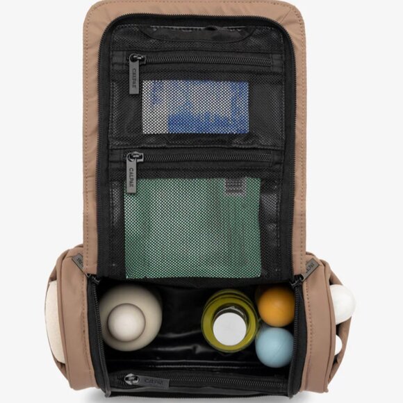 Calpak Luka Hanging Toiletry ✨ - Picture 5 of 10